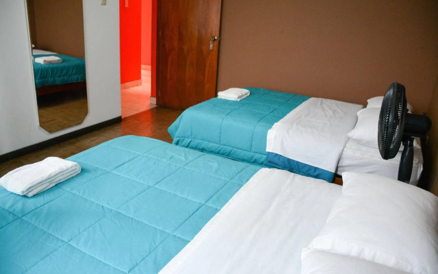 Tupac Hostel - Lima Airport