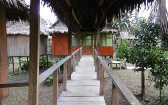 Ayaymama Eco Lodges & Expeditions