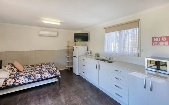 Silver Wattle Caravan Park