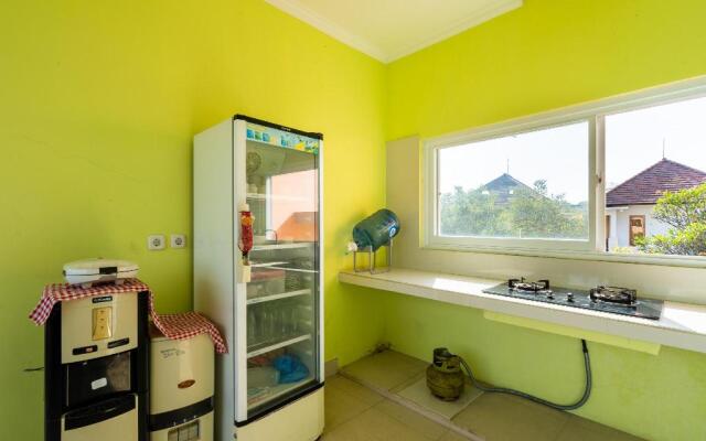 OYO 922 Pp Dream Guest House