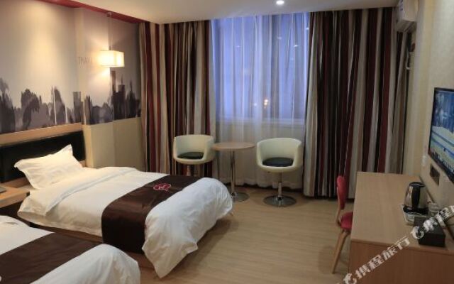 Yangshuo Thank You Hotel