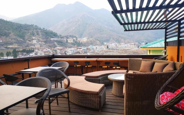 Ludrong Hotel