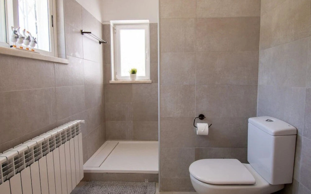 Pomba Beautifully Renovated With Heated Pool