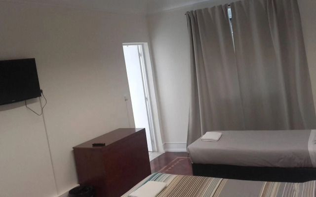 Tagus Palace Hostal