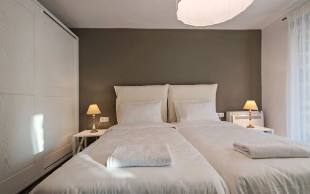 Traditional & Luxury, only few km from sea #2