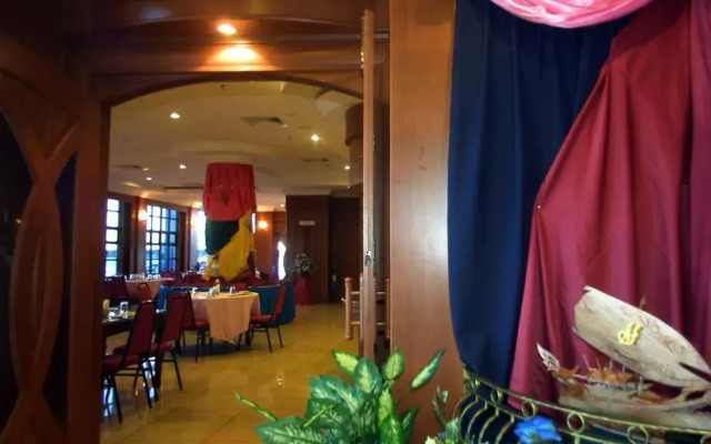 Seafest Hotel