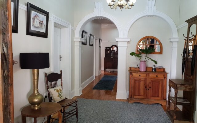 Bauhenia Guesthouse