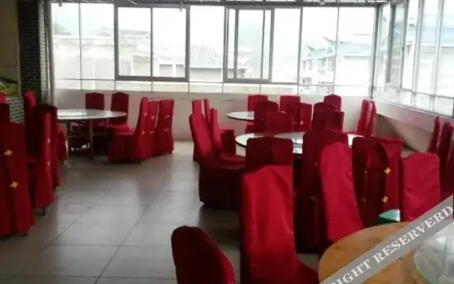 Zenghua Hotel