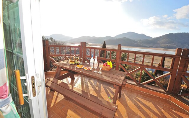 Yeosu Gasari Goknim Pension