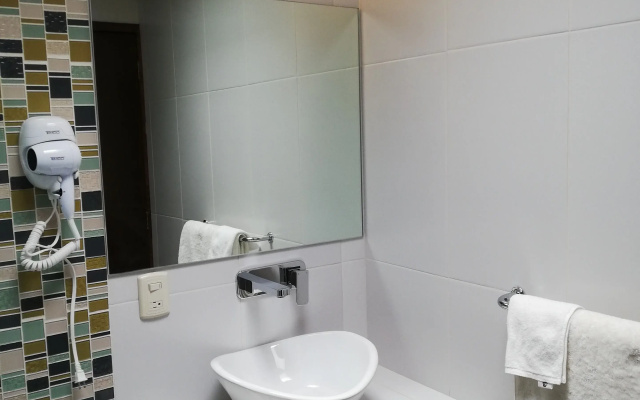 Cordiality Inn