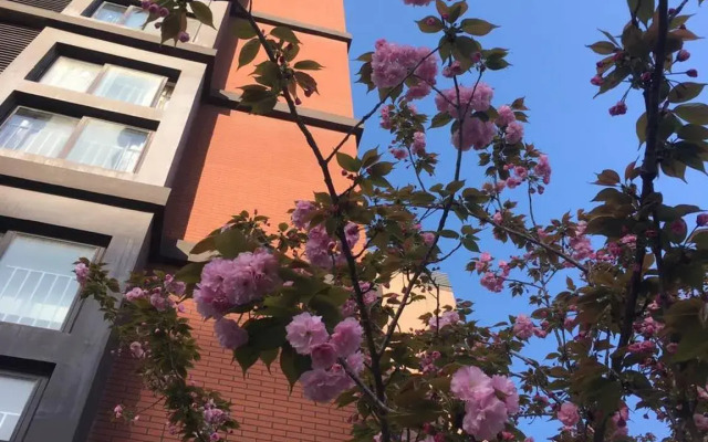 世季假日服务公寓(上海张江店)