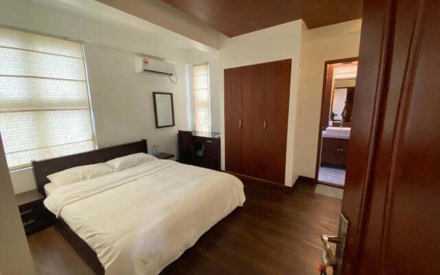 Luxury 3 Room Apartment by Oboe