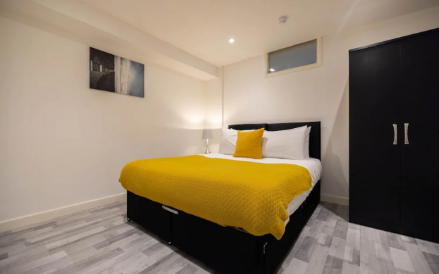 3 Bedrooms-8guests-babycot-15mintopepys-freeparkg