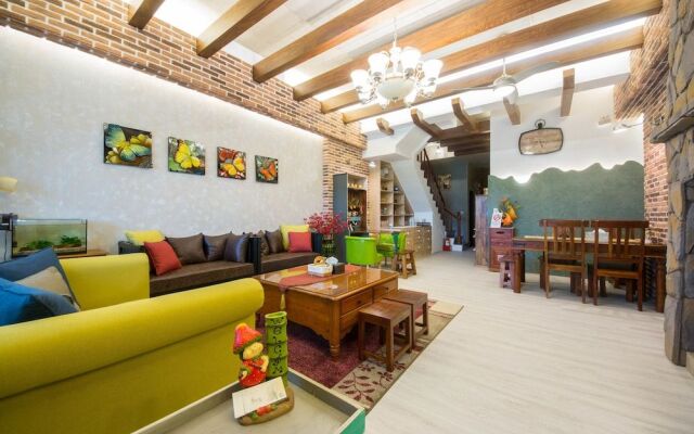 Yi Ho House B&B