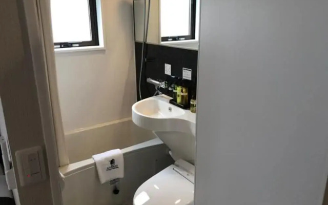HOTEL LiVEMAX Hiroshima Heiwa Koen-Mae