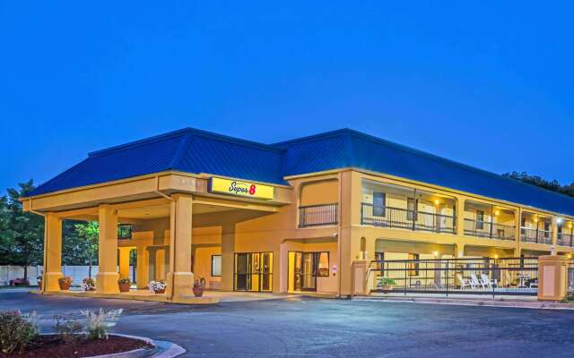 Super 8 by Wyndham Norcross/I-85 Atlanta