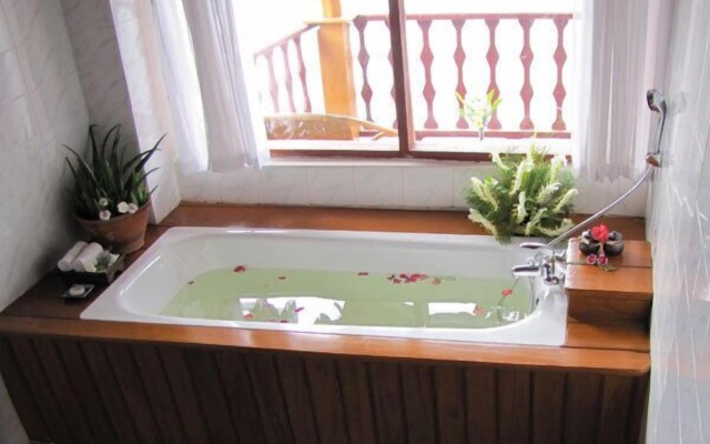 KMA Inle Hotel