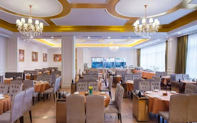 Vienna Hotel (Guangzhou Conghua Huanshi East Road Jiangpu)