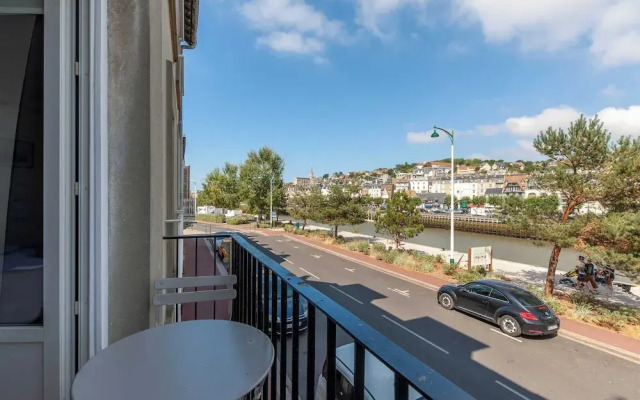 Beautiful Equipped Apartment in Downtown Deauville 4p/1br