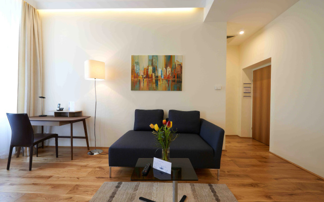 HiLight Suites Hotel