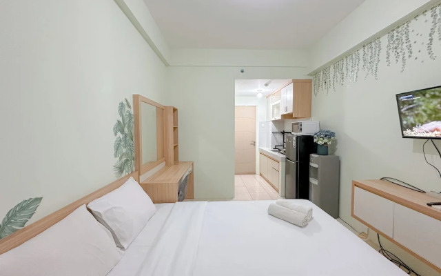 Stunning Comfy Studio Apartment Near Merr At Bale Hinggil