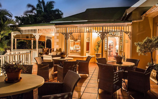 Goble Palms Guest Lodge & Urban Retreat