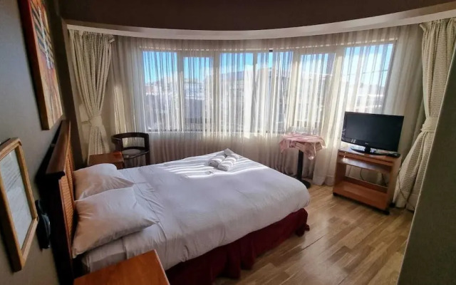 Hotel Dikran