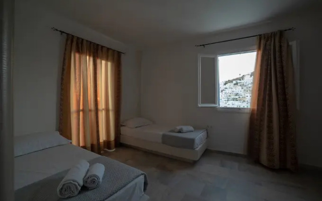 Aphrodite Hotel & Apartments