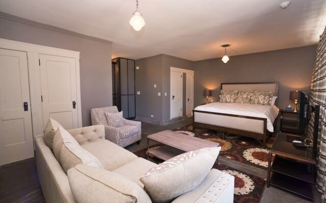 The Rieger Hotel