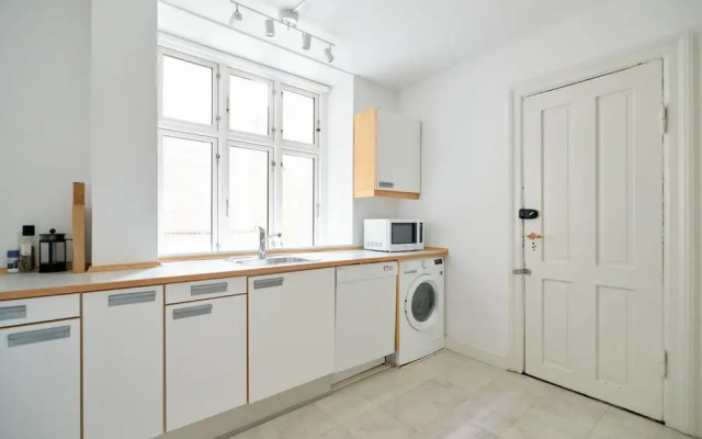 ★140SQM · Beautiful Apartment · Heart of CPH★