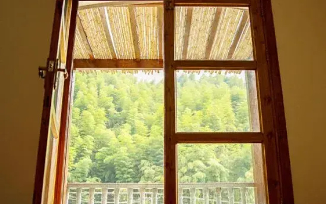 Huatian Shuiyuan Inn