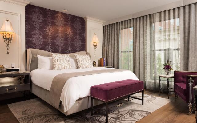 The Ivey's Hotel