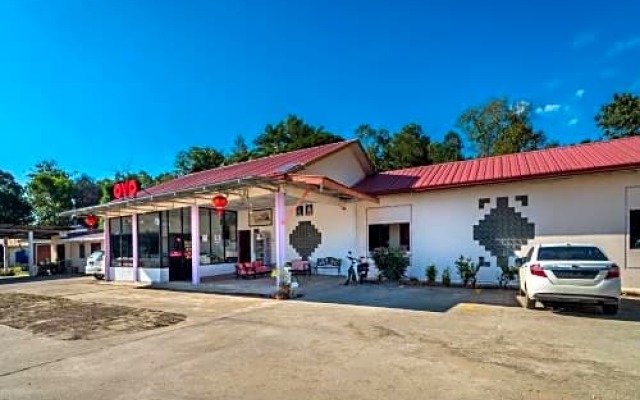 OYO 89852 Billion Garden Motel