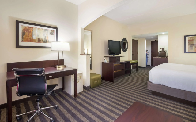 Best Western Suites Near Opryland
