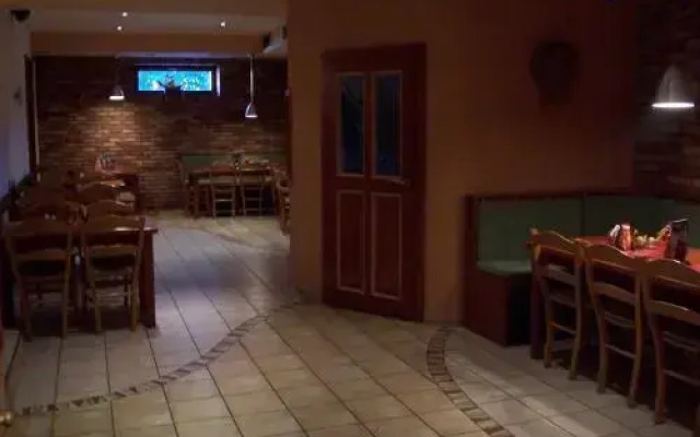 Penzion Restaurace Chanos