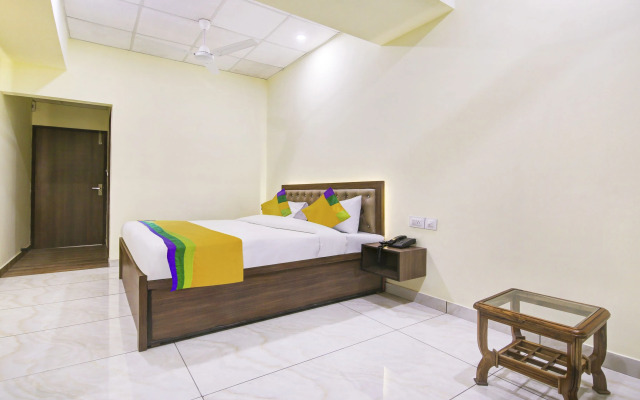 Itsy Hotels Oasis Inn