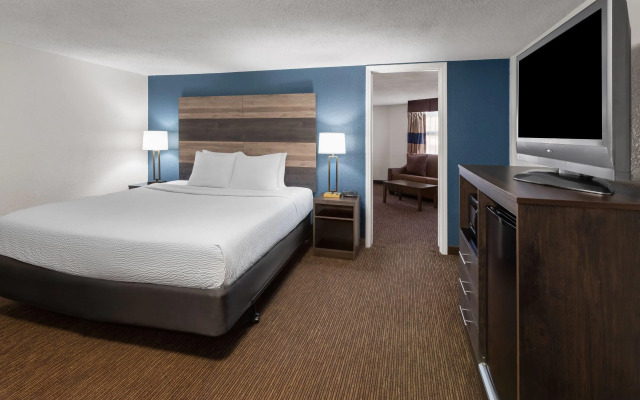 Baymont by Wyndham Downtown Detroit