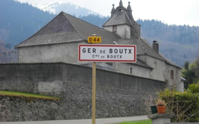 Chalet With 2 Bedrooms in Boutx, With Wonderful Mountain View, Furnished Terrace and Wifi