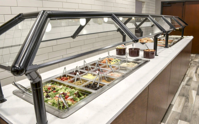 Holiday Inn Fargo by IHG