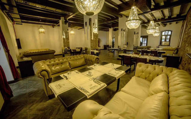 Panderma Port Hotel