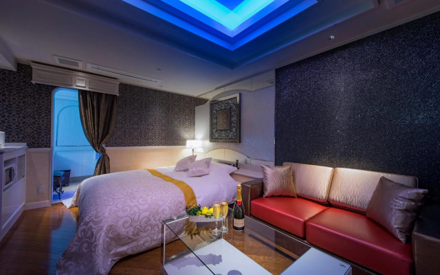 HOTEL W-AVANZA-W GROUP HOTELS and RESORTS-