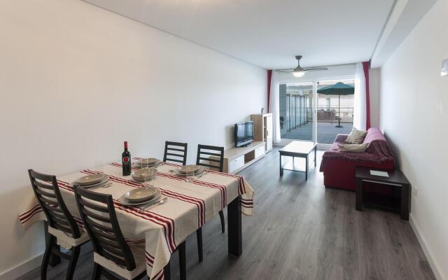 BREZO - Apartment with shared pool in Oliva Nova . Free WiFi