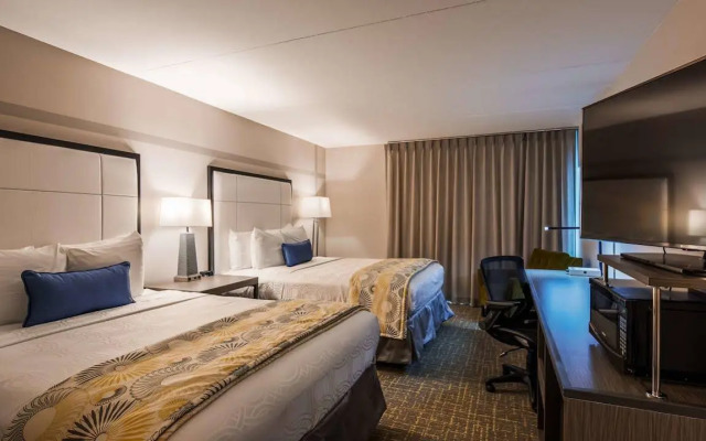 M Hotel & Conference Center