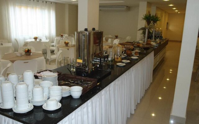 Hotel Candeias