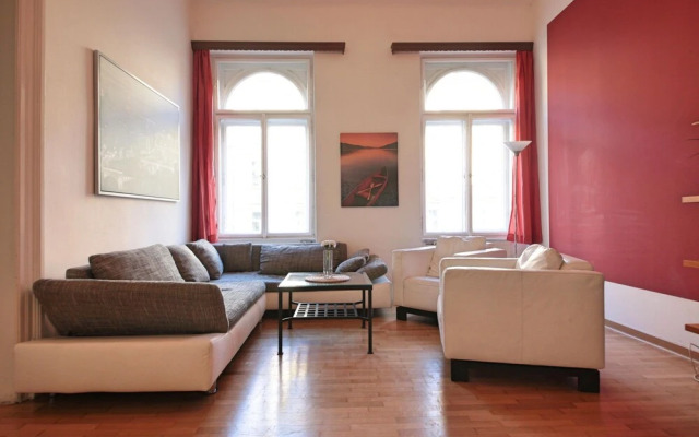 Tyrsova Flat