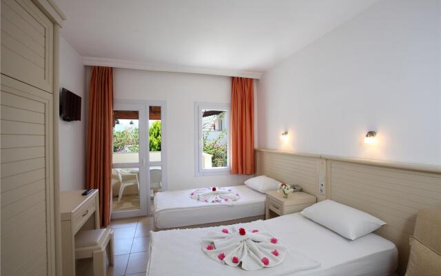 Summer in Garden Suites & Beach Hotel