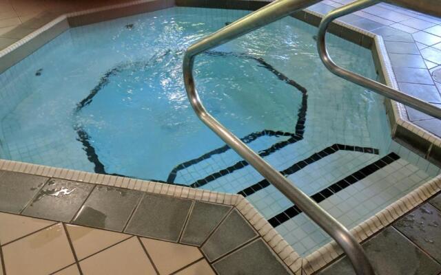 Pacific Shores Resort & Spa