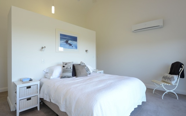 Seascape Retreat – Guest Rooms – Hindmarsh Valley