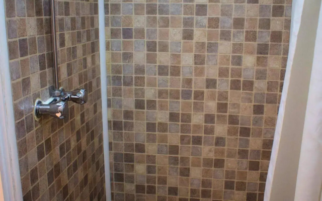 The Clarendon Showtel