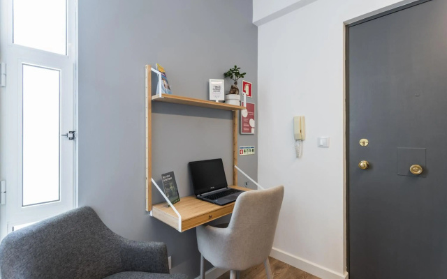 Lisbon Airport Suites